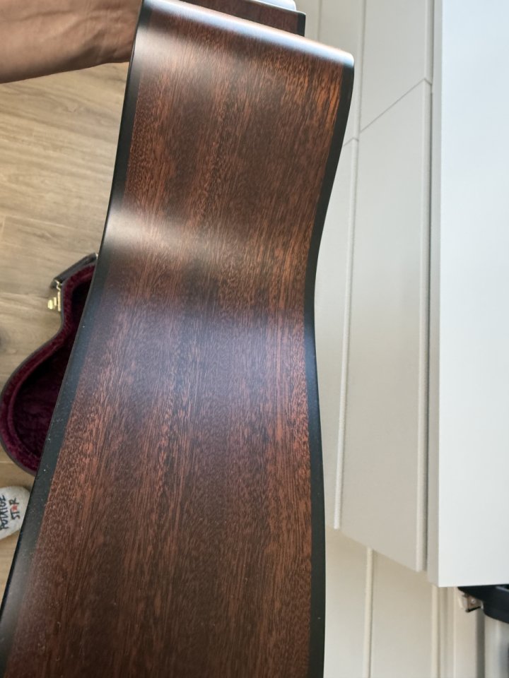 Taylor 322ce de segunda mano · Foto 8 de 10 · Madrid · 1980 €