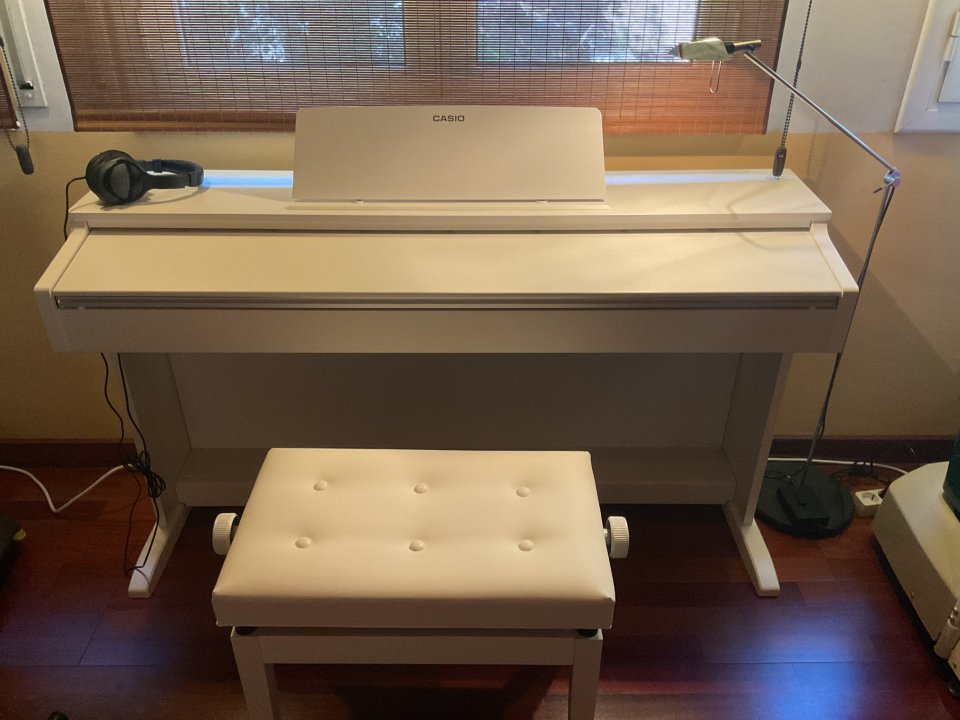 REESTRENO Casio Celviano AP 270 de segunda mano · Foto 2 de 6 · Barcelona · 475 €
