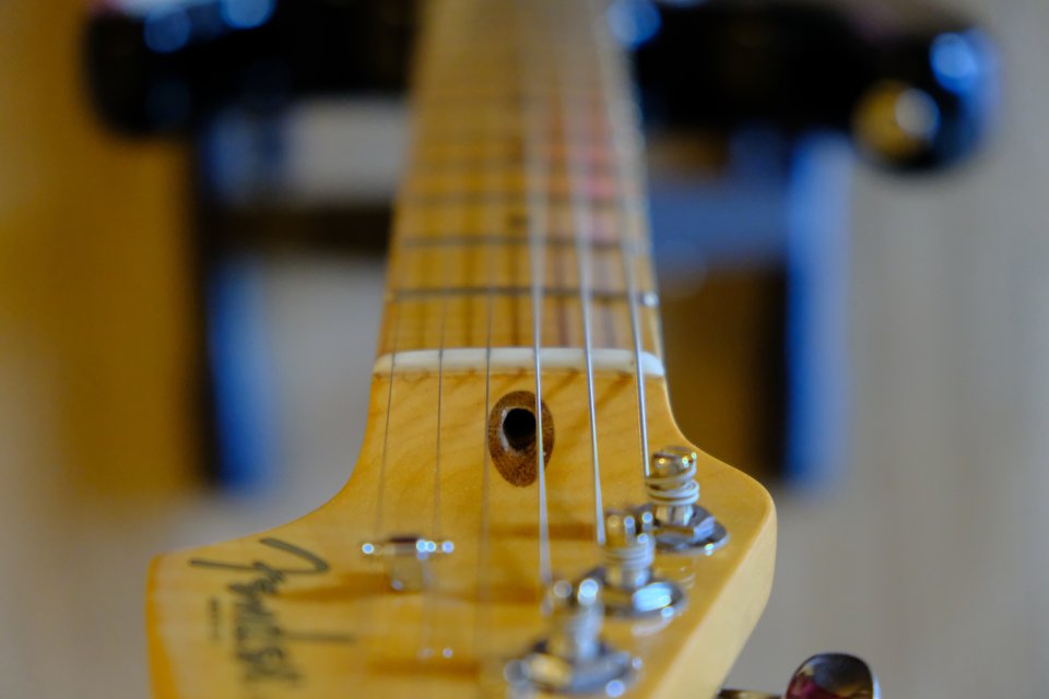 Fender American Standard Stratocaster 2016 (con modificaciones) de segunda mano · Foto 5 de 9 · Madrid · 1200 €