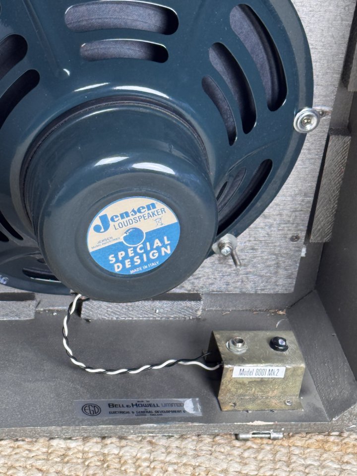 Mítico Filmosound 385 (EL84) modificado por Amptek