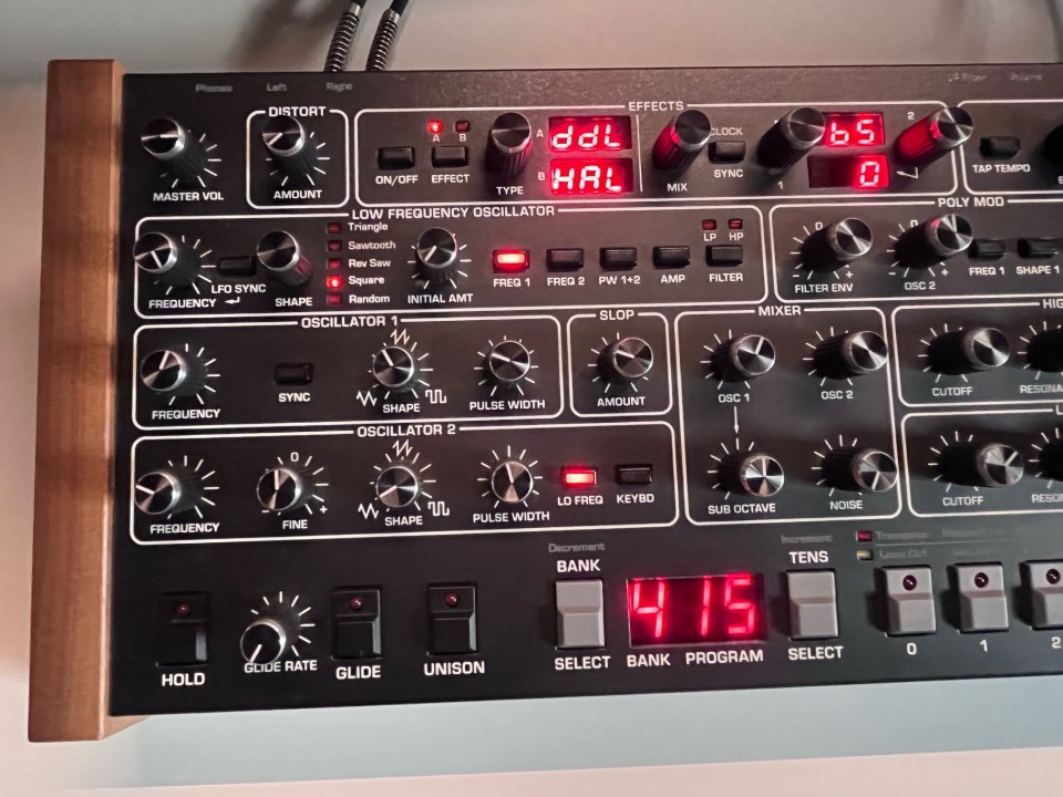 Sequential Prophet 6 Desktop de segunda mano · Foto 7 de 7 · Barcelona · 1850 €