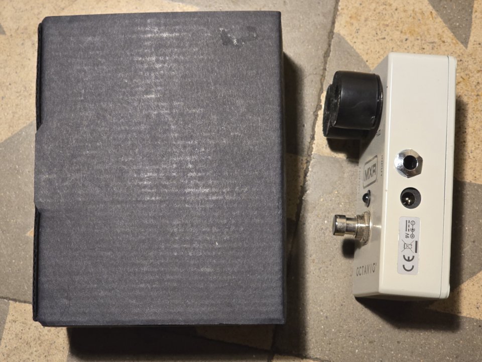 Mxr octavio with box de segunda mano · Foto 4 de 5 · Barcelona · 130 €