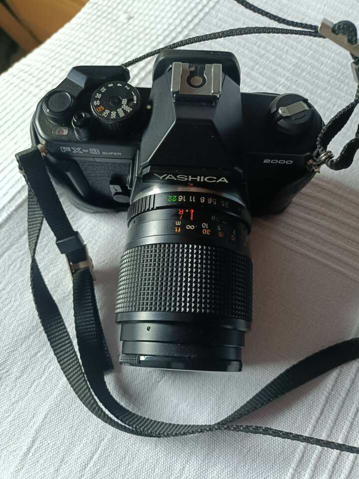Yashica Fx-3 Super 2000