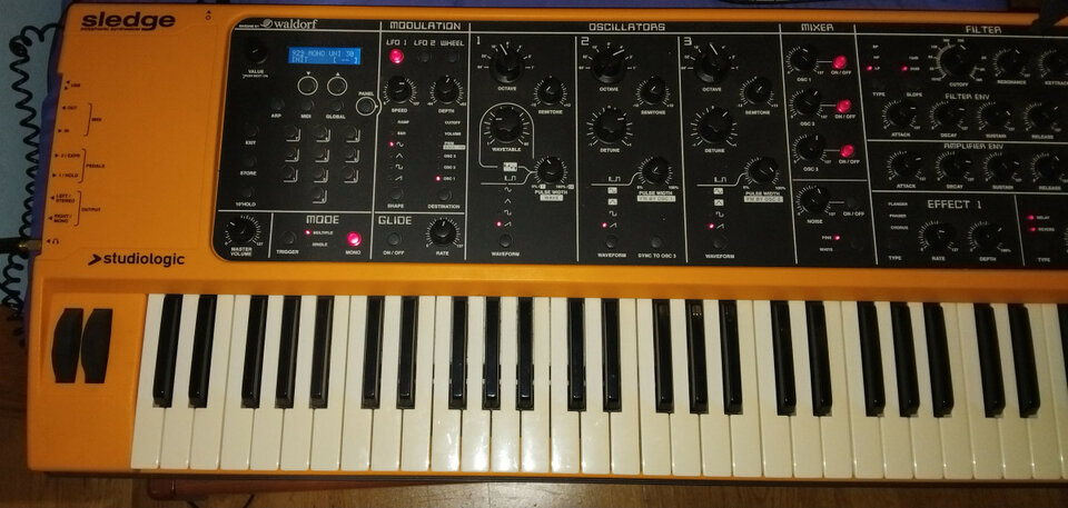 Studiologic Sledge 2.0 + regalo