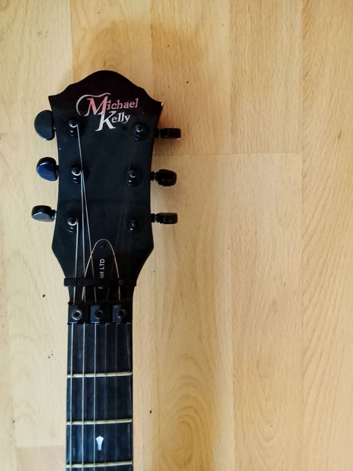 Michael Kelly decree Activ floyd de segunda mano · Foto 2 de 4 · Alicante · 330 €
