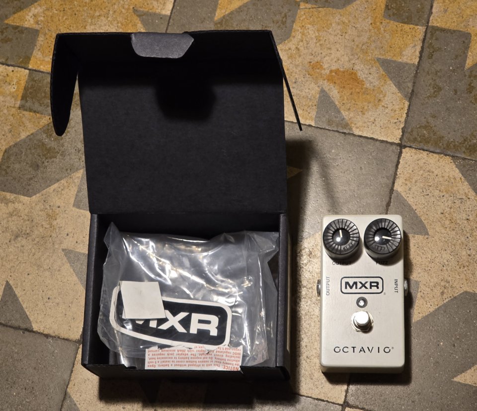 Mxr octavio with box de segunda mano · Foto 5 de 5 · Barcelona · 130 €