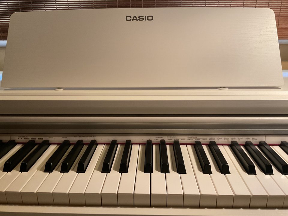 REESTRENO Casio Celviano AP 270 de segunda mano · Foto 6 de 6 · Barcelona · 475 €