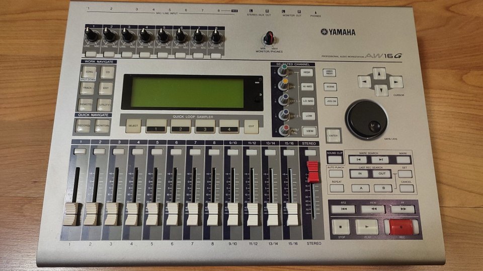 Yamaha AW16G 16 track audio workstation