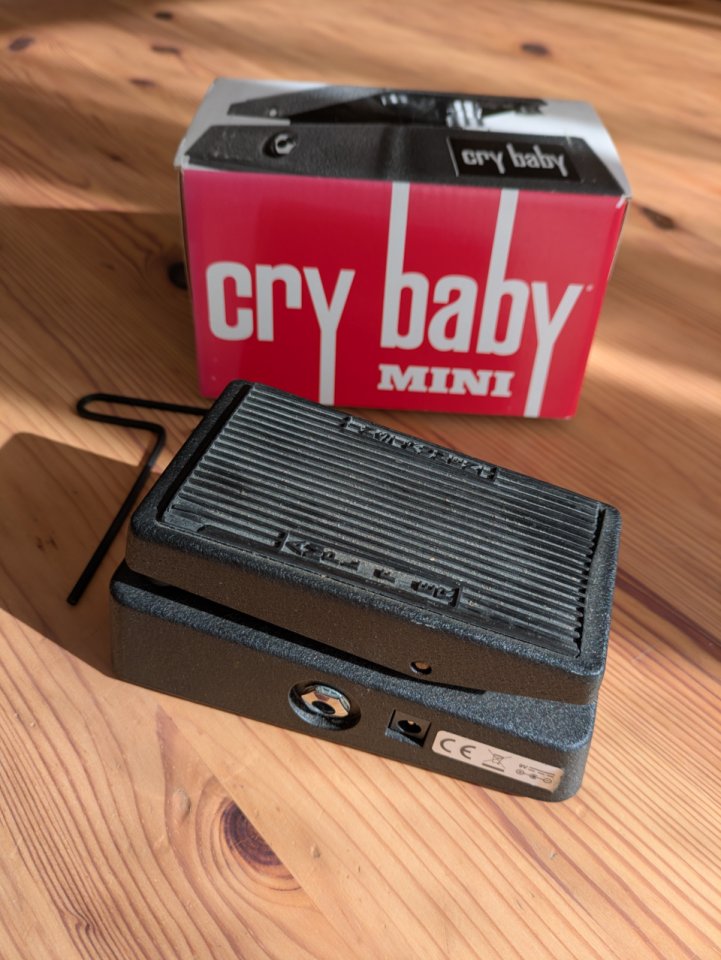 Jim Dunlop - Cry Baby Mini - CBM95 de segunda mano · Foto 2 de 3 · Cantabria · 90 €