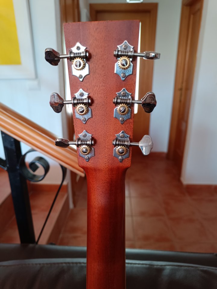 Larrivee 0040R de segunda mano · Foto 5 de 8 · Alicante · 1600 €