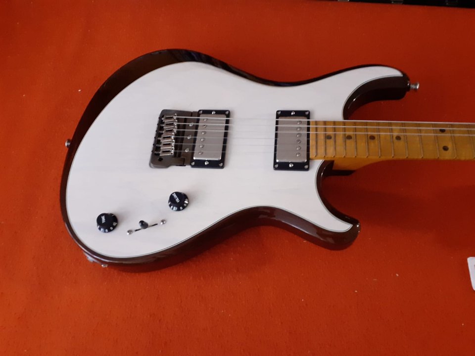 Knaggs Severn Tbuck T3 #751 White Chocolate de segunda mano · Foto 3 de 10 · Girona · 3000 €