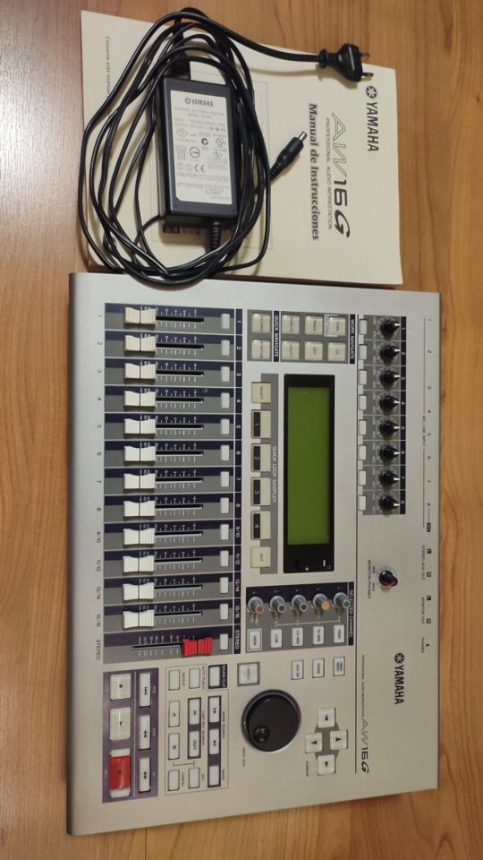 Yamaha AW16G 16 track audio workstation