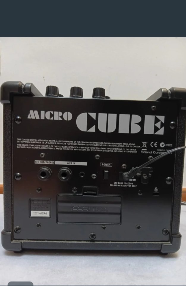 Amplificador Guitarra Roland Micro Cube