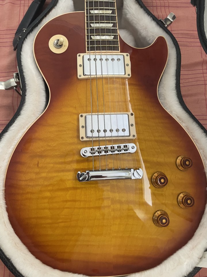 Gibson Les Paul Standard 2013 - Tapa AA - ¡Impoluta! (3,87kg) de segunda mano · Foto 2 de 10 · Huelva · 2290 €