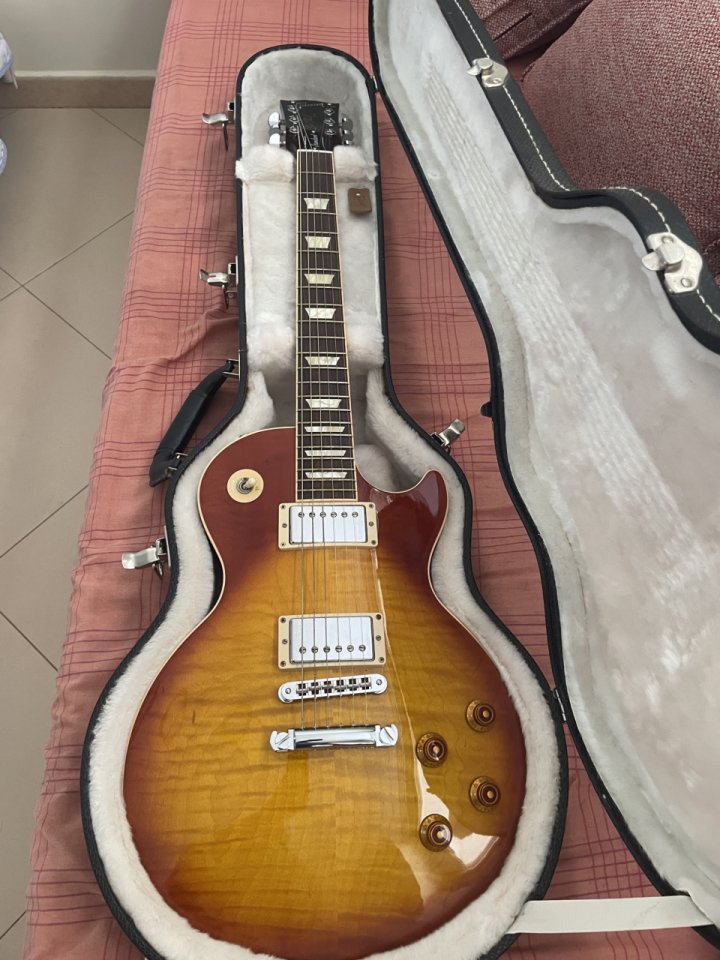 Gibson Les Paul Standard 2013 - Tapa AA - ¡Impoluta! (3,87kg) de segunda mano · Foto 1 de 10 · Huelva · 2290 €
