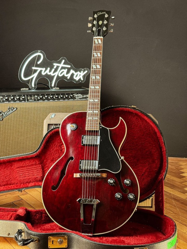 Gibson ES-175T Wine Red 1977 de segunda mano · Foto 1 de 8 · Asturias