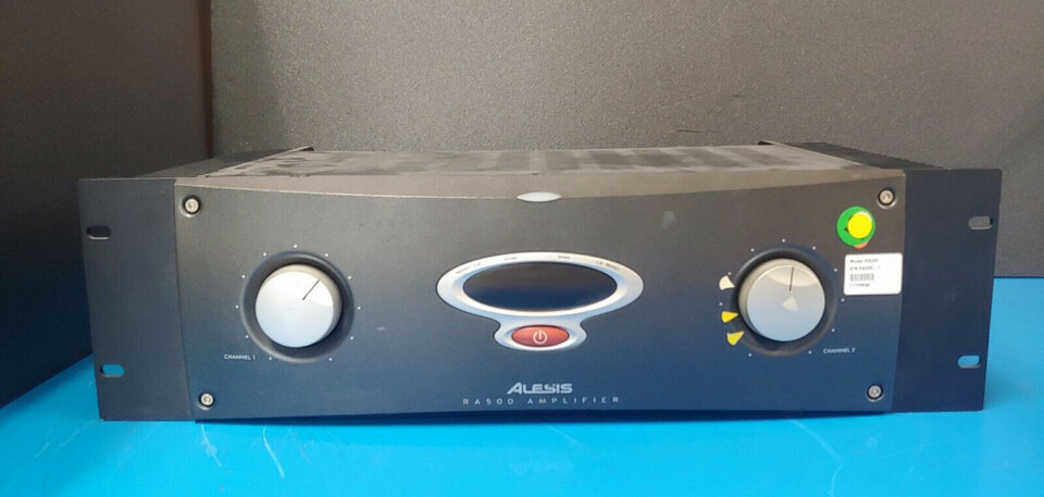 Amplificador ALESIS RA 300