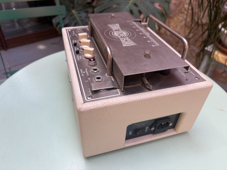 Fulltone tube tape echo de segunda mano · Foto 3 de 5 · Valencia · 1900 €