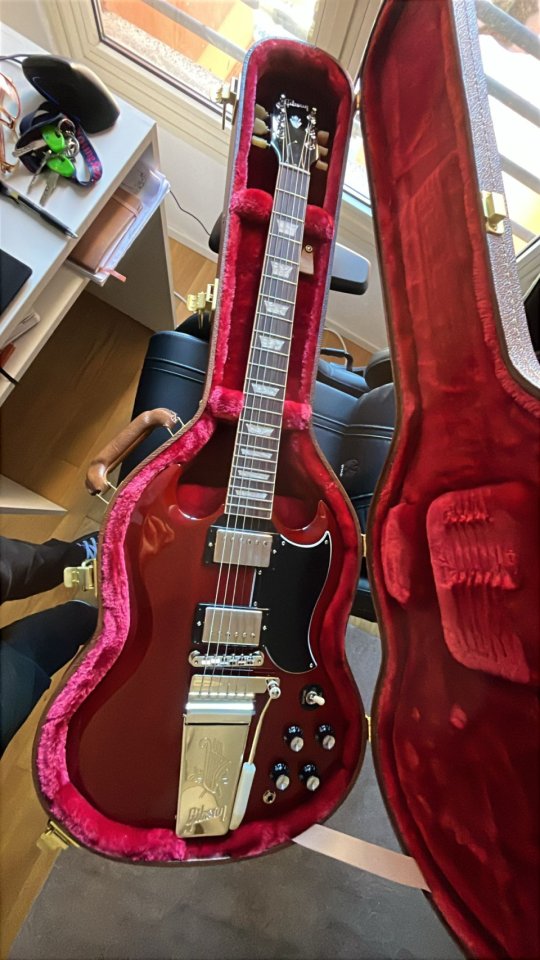 Gibson SG Maestro de segunda mano · Madrid · 1750 €