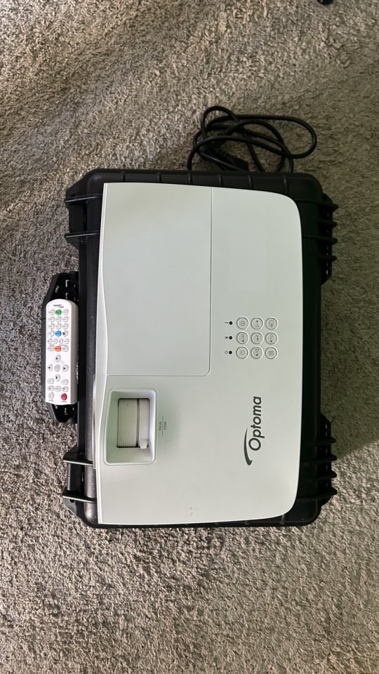 Proyector Optoma 5000 lm EH 461