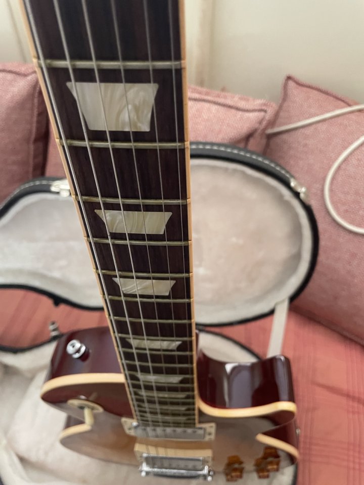 Gibson Les Paul Standard 2013 - Tapa AA - ¡Impoluta! (3,87kg) de segunda mano · Foto 4 de 10 · Huelva · 2290 €