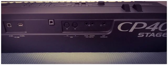 YAMAHA CP40 STAGE Piano. Impecable. Incluye funda de segunda mano · Foto 5 de 7 · Madrid · 800 €