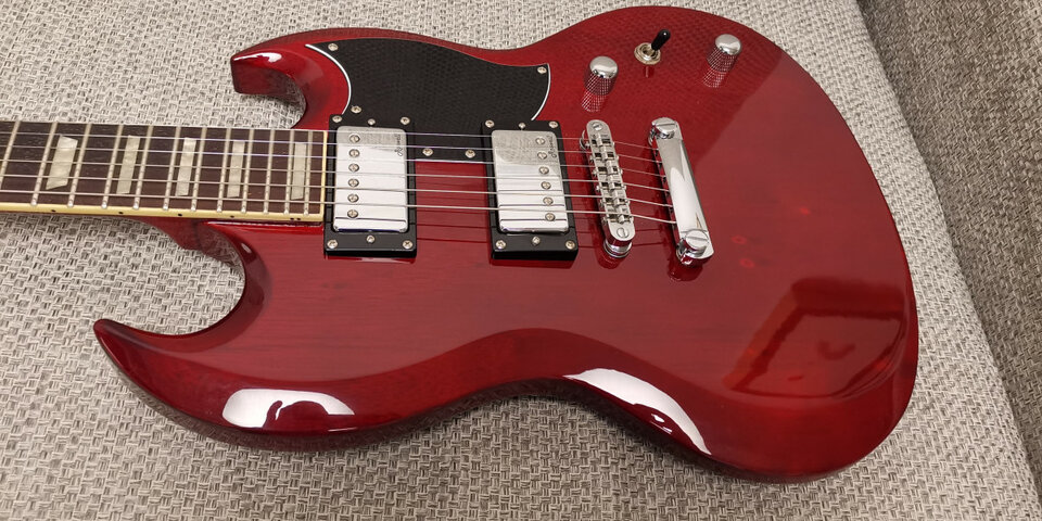 Guitarra Harley Benton DC-Custom Cherry