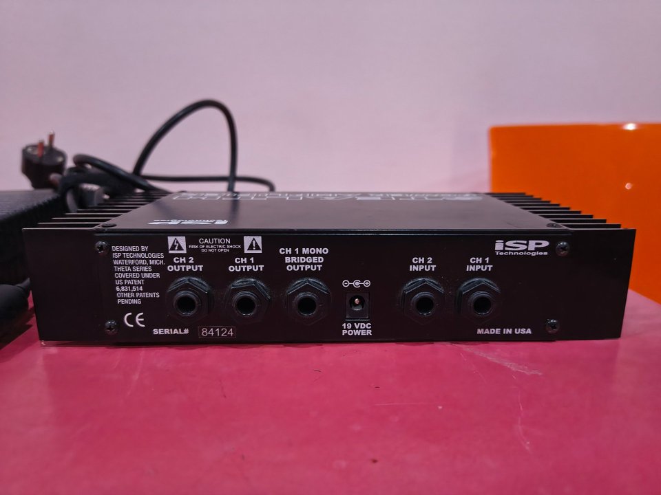 ISP Stealth de segunda mano · Foto 1 de 3 · Cádiz · 220 €