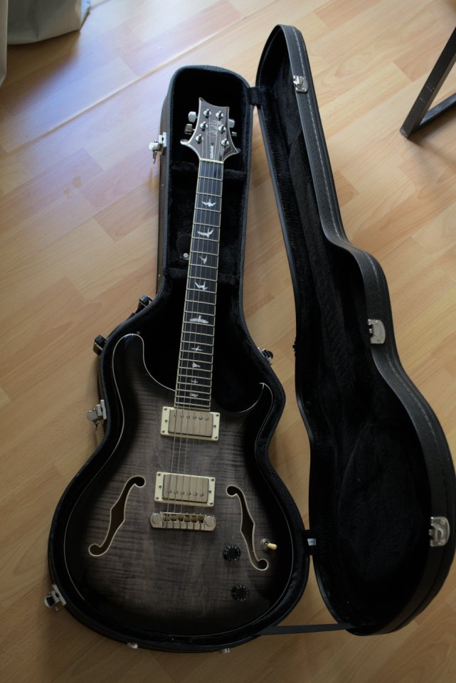 PRS SE Hollowbody Charcoal Burst