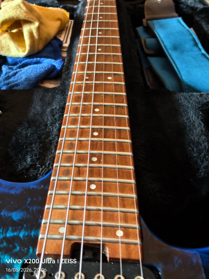 Charvel Pro-Mod DK24 HH 2PT CM QM de segunda mano · Foto 5 de 6 · Sevilla · 750 €