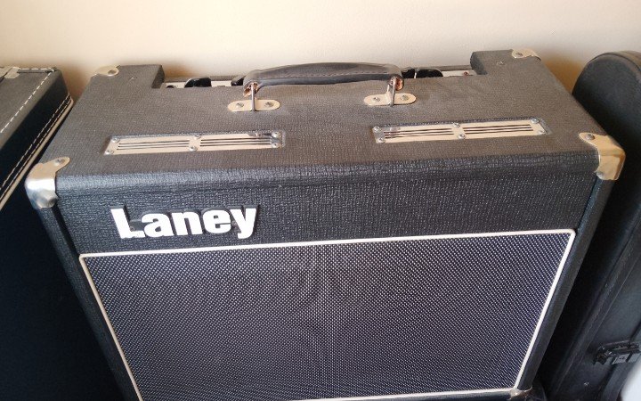 Amplificador LANEY V30 - Válvular de segunda mano · Foto 2 de 3 · Ávila · 375 €