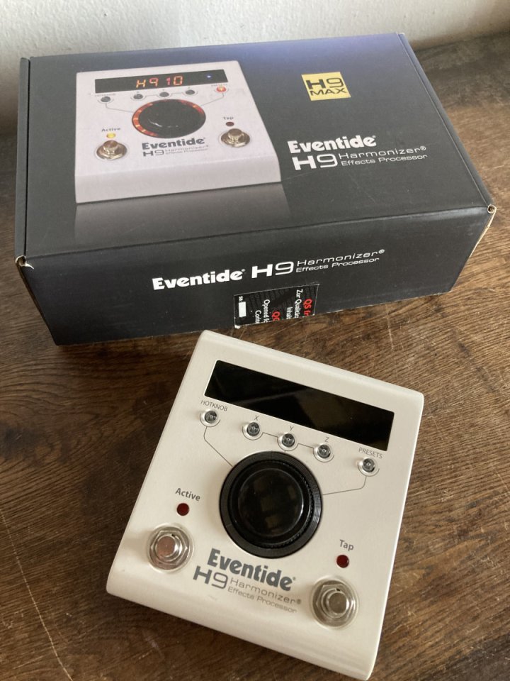 Eventide H9 Max Harmonizer + Switcher 3 pulsadores