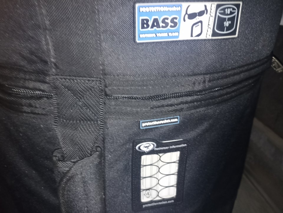 Estuche Protection Racket PRO LINE BASS 18 X 16
