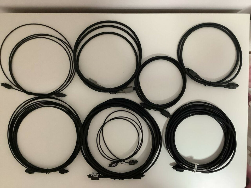 8 cables Fibra Óptica Audio