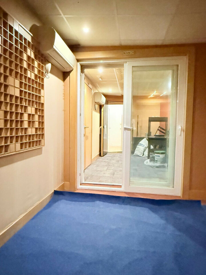 Alquiler estupendo piso con estudio de grabación