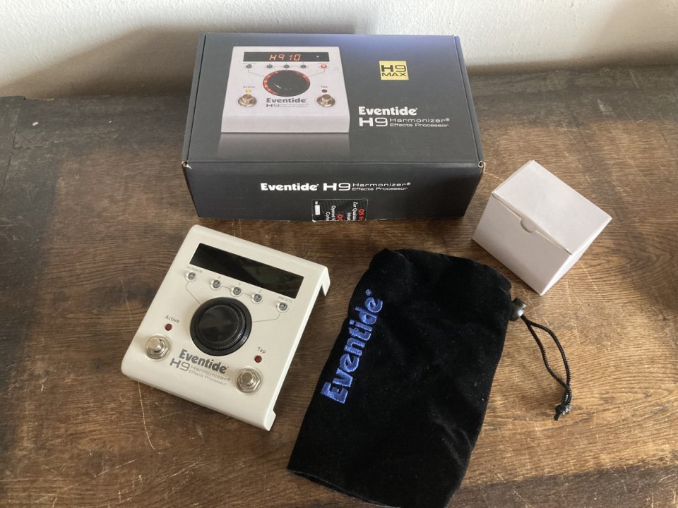 Eventide H9 Max Harmonizer + Switcher 3 pulsadores