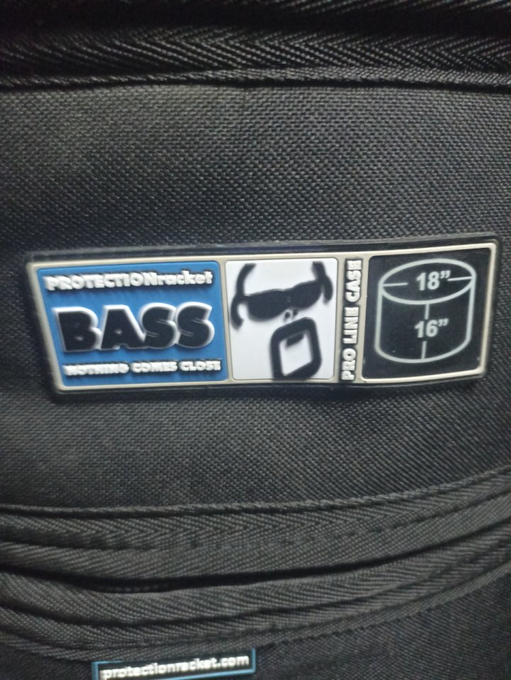 Estuche Protection Racket PRO LINE BASS 18 X 16