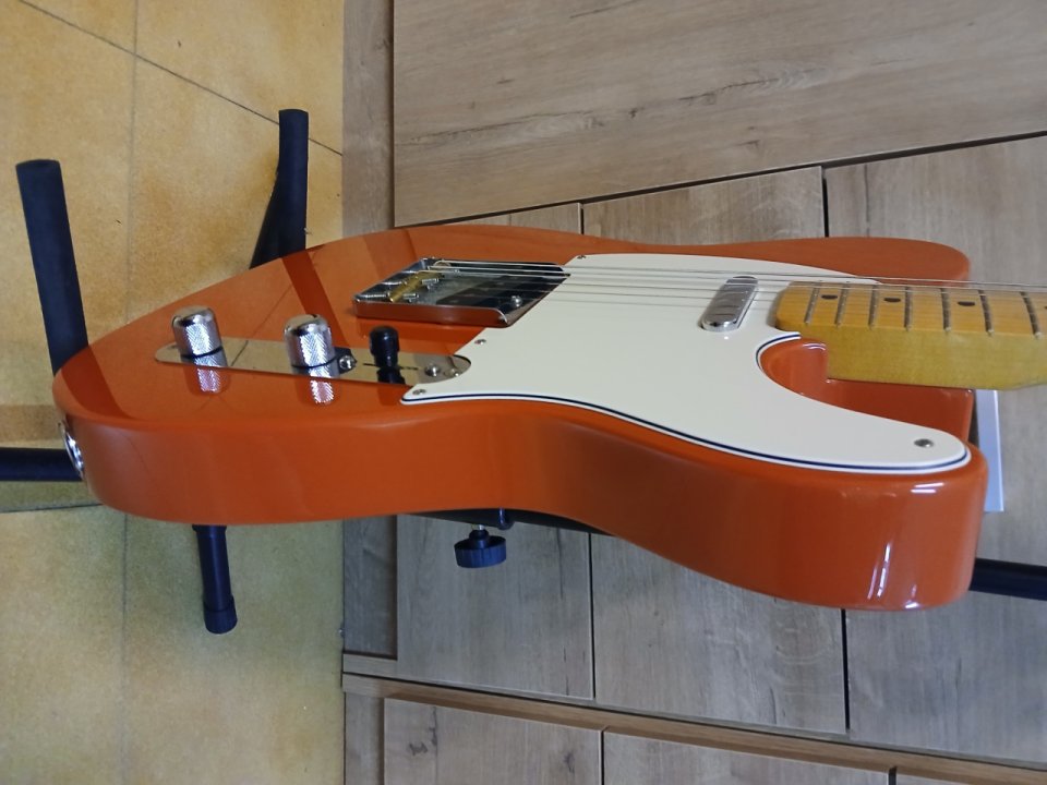 Fender telecaster vintera I 50's fiesta red de segunda mano · Foto 5 de 8 · Valencia · 725 €