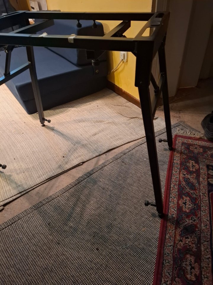 Soporte para PIANO-TECLADO