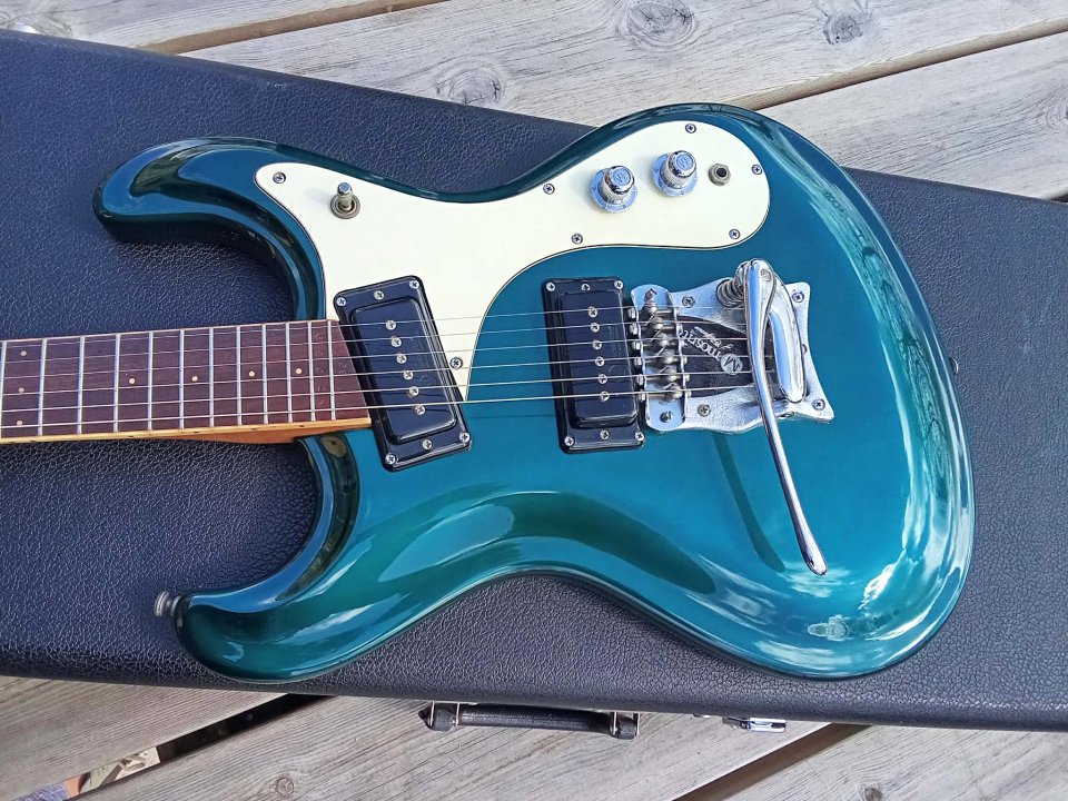 Mosrite ventures USA 1982 de segunda mano · Foto 9 de 10 · Asturias · 3000 €