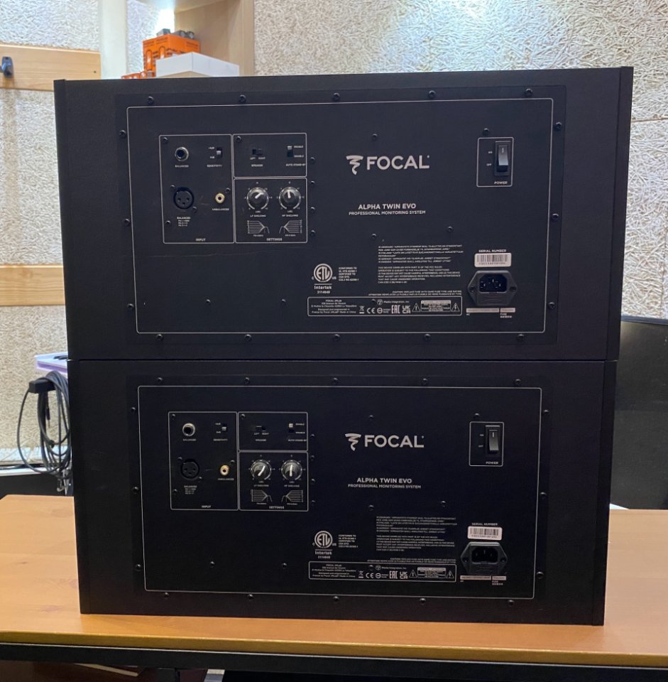 Focal Alpha Twin Evo de segunda mano · Foto 5 de 5 · Barcelona · 700 €