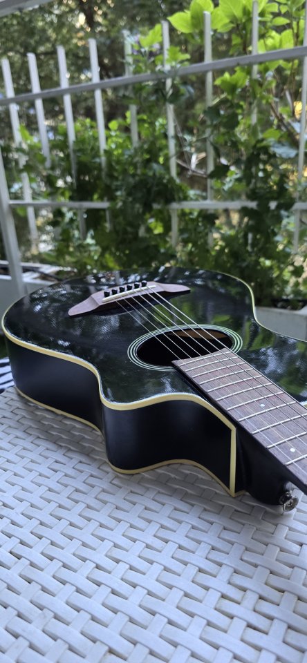 Yamaha APX T2 de segunda mano · Foto 9 de 10 · Madrid · 150 €