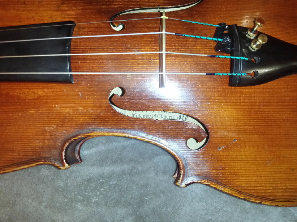 Dos violines antiguos.(cambio por guitarras) de segunda mano · Foto 14 de 17 · Madrid · 6000 €