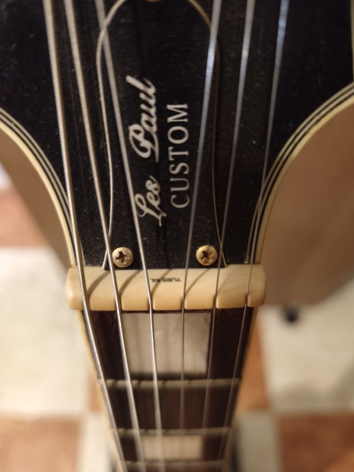 Epiphone les paul custom Año 2009. Mejorada