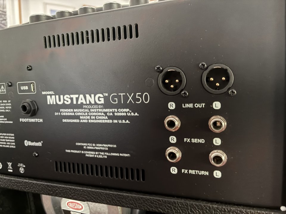Fender Mustang GTX50 + Footswitch GTX-7 (Excelente estado) de segunda mano · Foto 6 de 8 · Madrid · 320 €