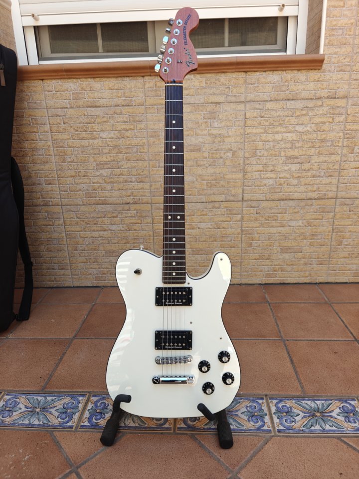 Fender Troublemaker Telecaster MIJ 2020 de segunda mano · Foto 1 de 6 · Cuenca · 1250 €