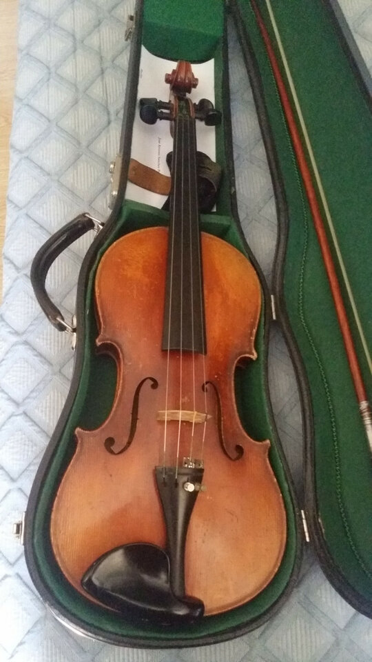 Dos violines antiguos.(cambio por guitarras) de segunda mano · Foto 16 de 17 · Madrid · 6000 €