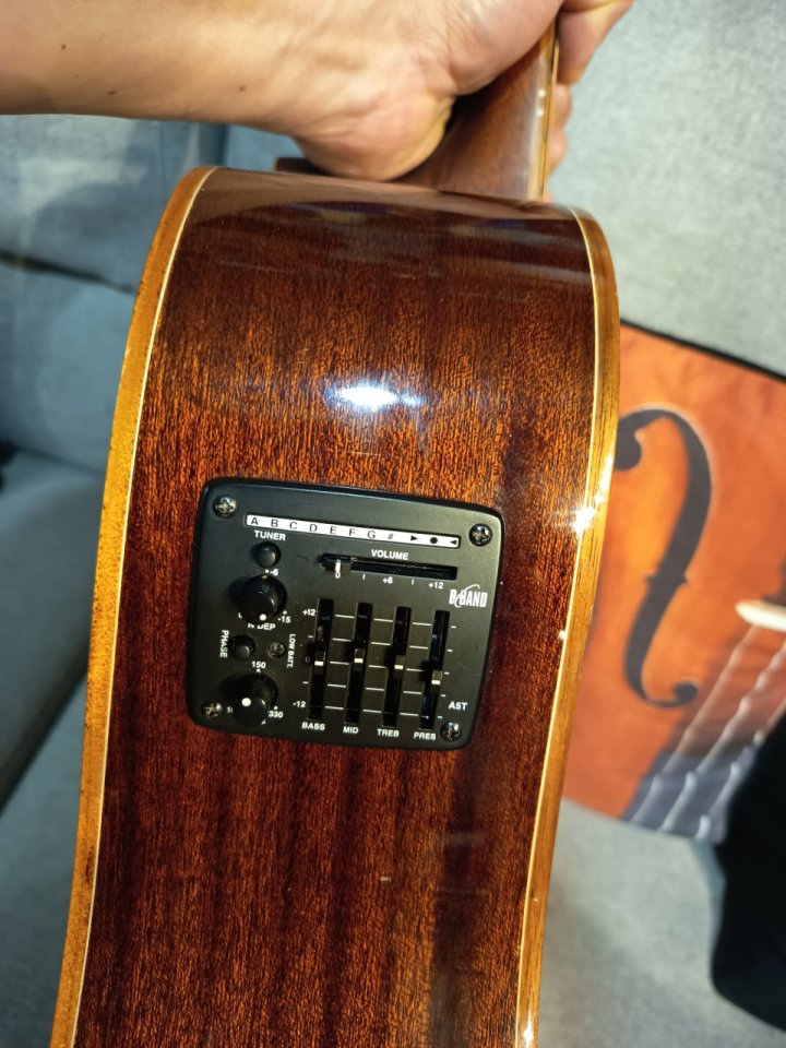 Tanglewood TW15-HB (2009)