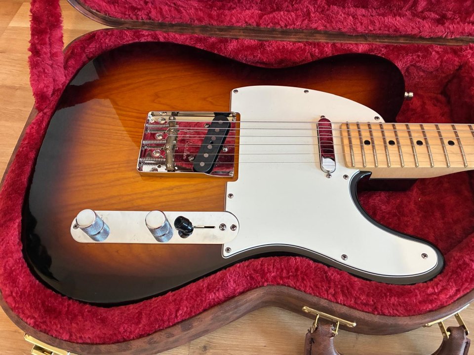 Fender telecaster American standard 2011 de segunda mano · Foto 1 de 8 · Zaragoza · 1295 €