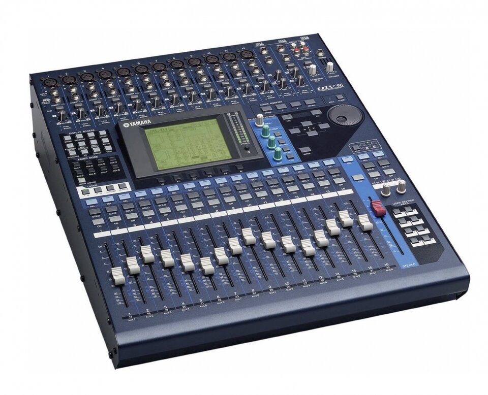 Mesa de mezclas digital YAMAHA 01V96 VCM